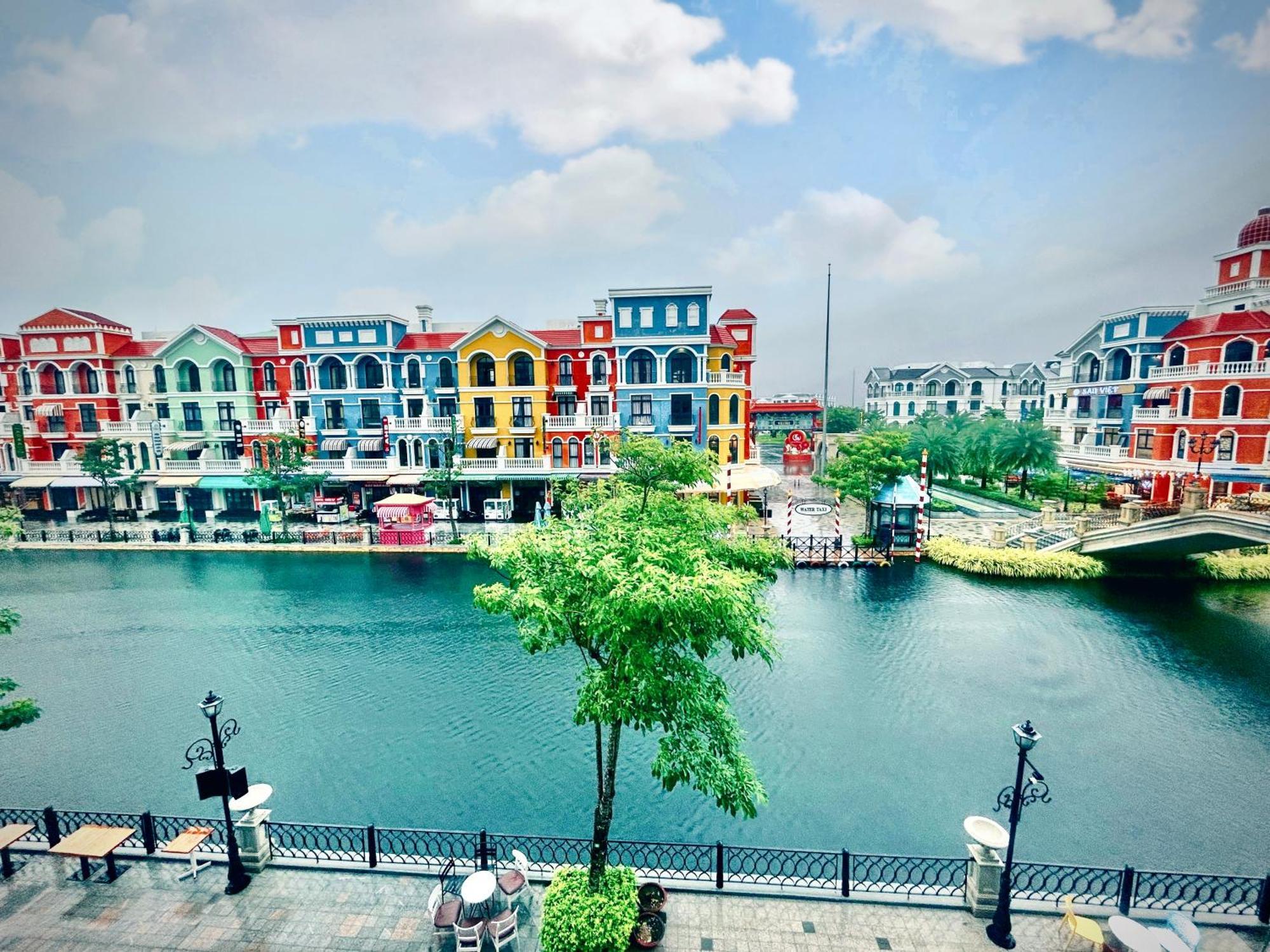 Herbs Spa & Hotel Grand World Duong Dong Exterior foto